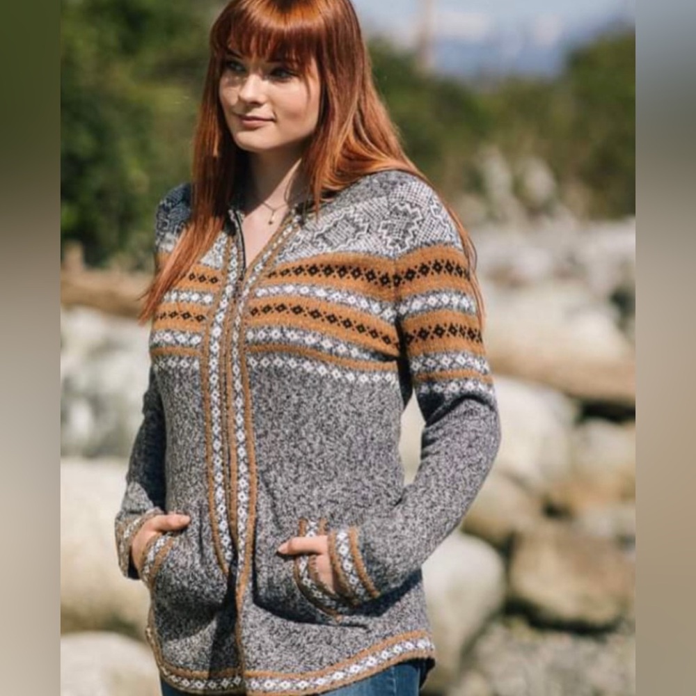 Papillon Zip Hoodie Sweater